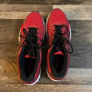 Men’s ASICS Sneakers 10.5